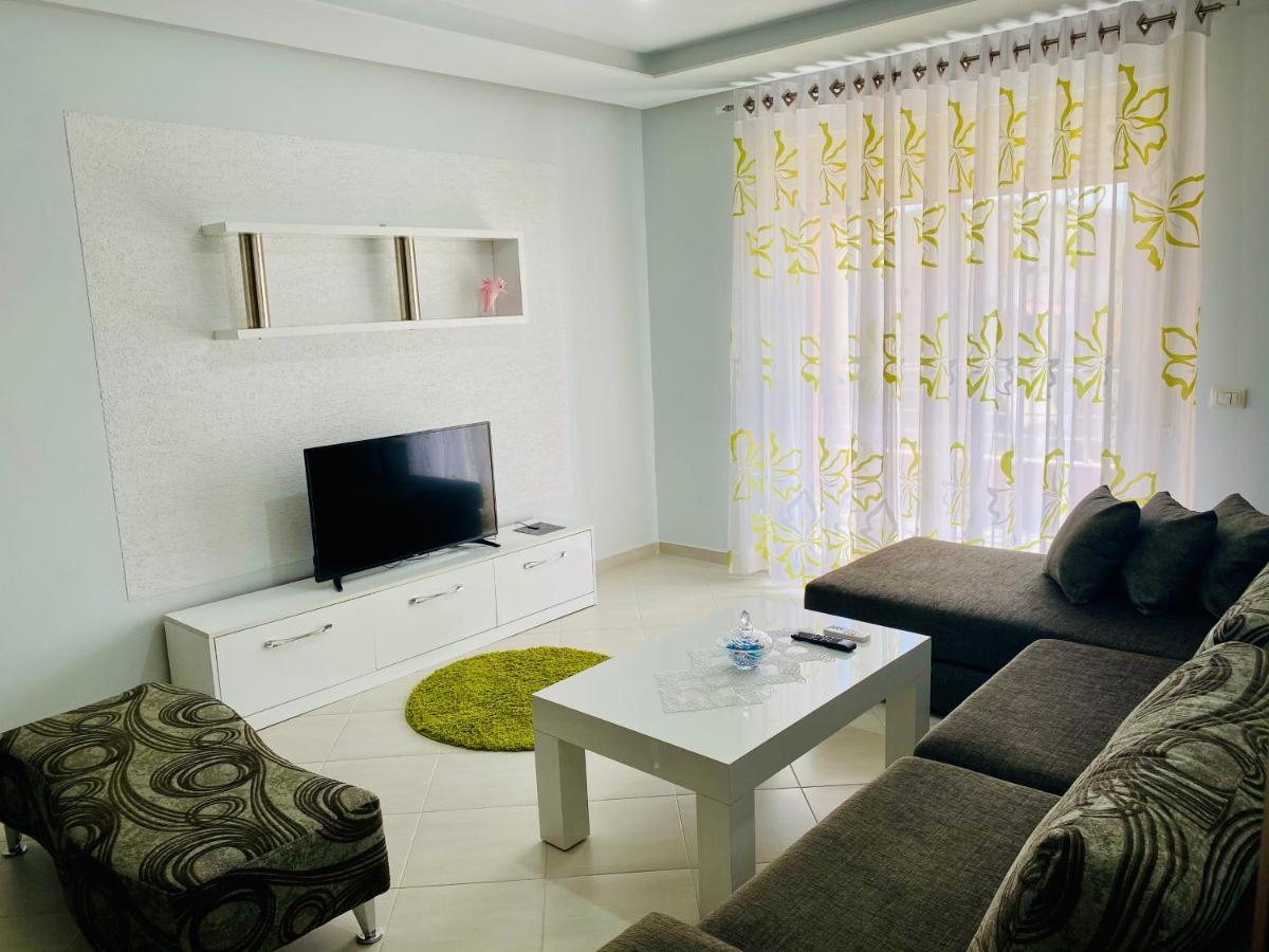 Downtown Apartment *